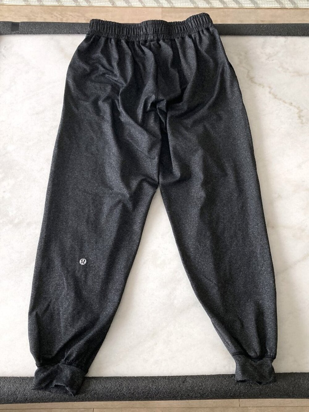 Lululemon dark grey / charcoal joggers / jogging pants / sweat pants